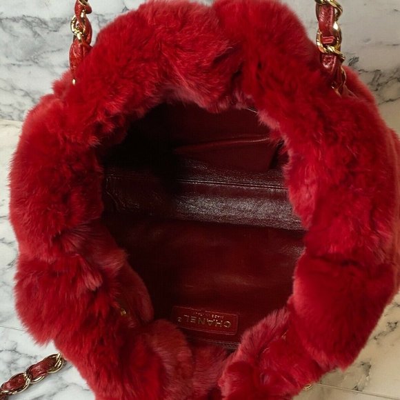 CHANEL RARE Rabbit Fur Logo CC Charm Small Tote - Picture 5 of 11